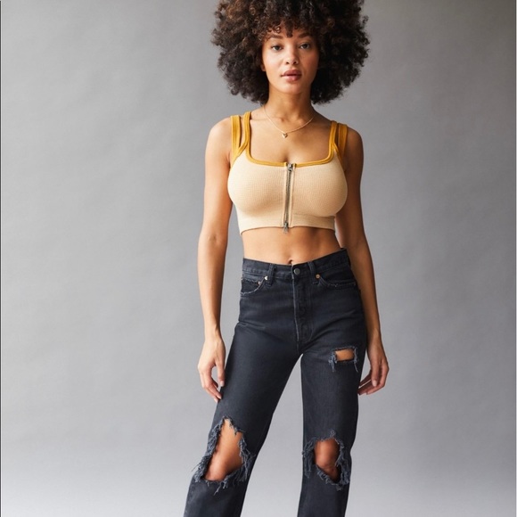 Urban Outfitters On My Way Seamless Zip Top - Picture 2 of 7